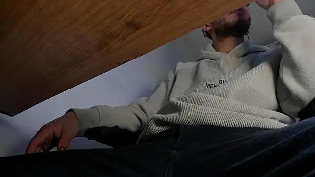 s sven03 online show from 12-04-24, 05:27