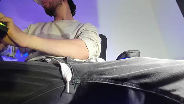 s sven03 online show from 11-25-25, 01:16