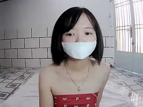 Kissdy online show from 02-21-25, 06:07
