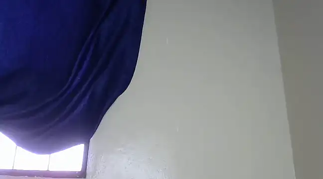 Snapshot of Rasta_tattooed chatting on 03-05-25, 10:22 Rasta tattooed online show from 03-05-25, 10:22