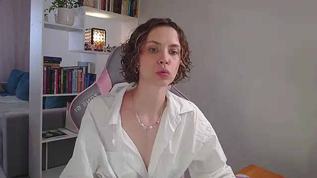 milly ross online show from 03-18-25, 05:52