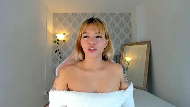 Adria ross online show from 01-17-25, 12:21