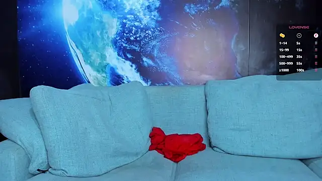 Snapshot of delessandro_world chatting on 02-15-25, 07:16 delessandro world online show from 02-15-25, 07:16