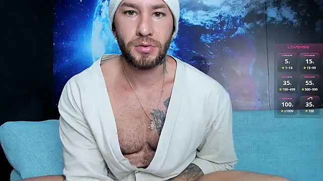 Snapshot of delessandro_world chatting on 03-19-25, 01:21 delessandro world online show from 03-19-25, 01:21