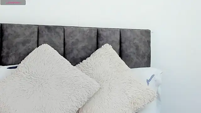 VeronicaTonu online show from 02-11-25, 06:33