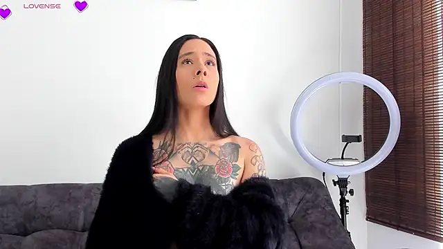 VeronicaTonu online show from 09-18-25, 02:52