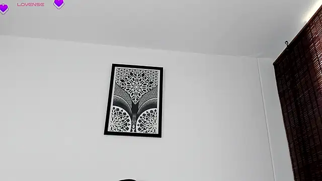 Snapshot of VeronicaTonu chatting on 02-26-26, 06:07 VeronicaTonu online show from 02-26-26, 06:07