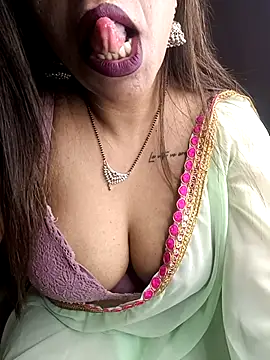 Snapshot of Jessicca_Cum chatting on 09-26-25, 07:07 Jessicca Cum online show from 09-26-25, 07:07