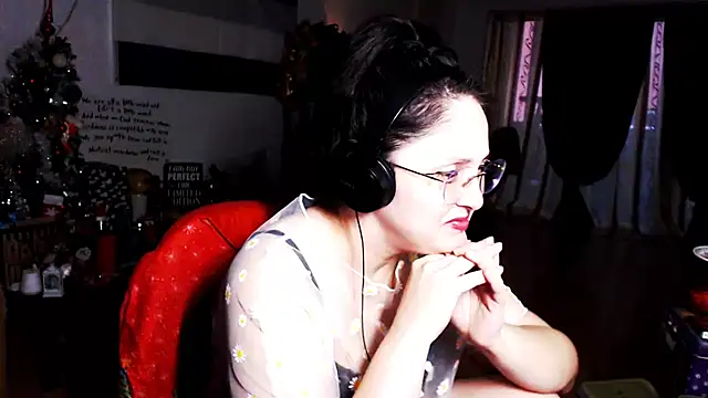 Snapshot of Imperatriza chatting on 01-19-25, 03:10 Imperatriza online show from 01-19-25, 03:10