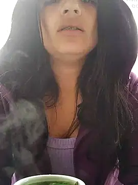angelie 3 online show from 12-21-24, 12:27