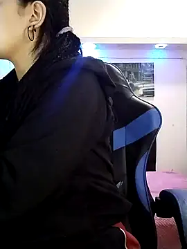 angelie 3 online show from 01-15-25, 03:22