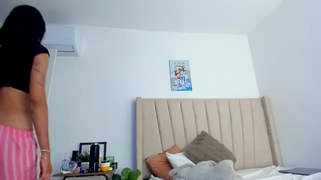 Mady-Edwards online show from 02-25-26, 12:09