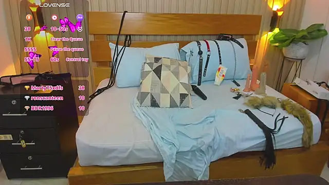 luciana ballesteros  online show from 02-21-25, 04:37