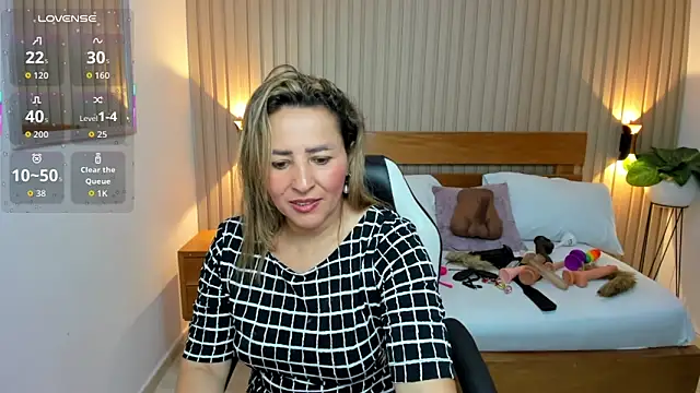 luciana ballesteros  online show from 06-15-26, 12:07