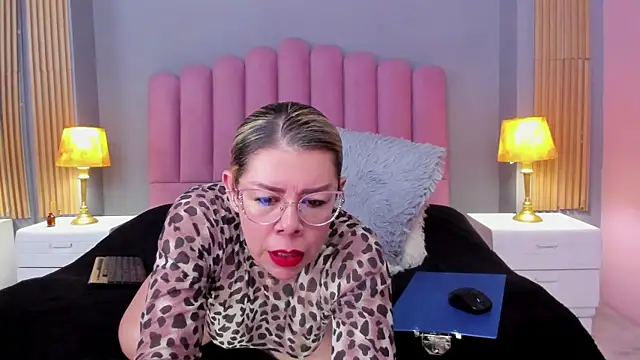 RamonaSimons online show from 01-09-25, 08:01