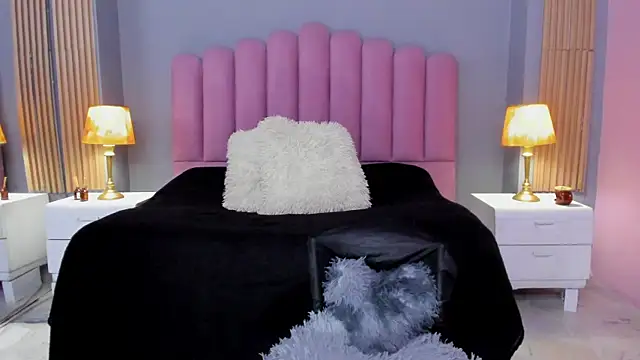 RamonaSimons online show from 01-23-25, 08:02