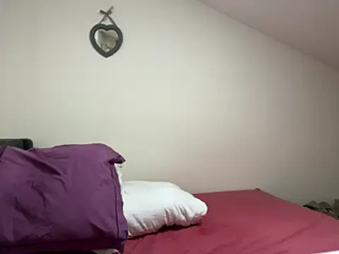 lyajoliee online show from 04-03-26, 08:23