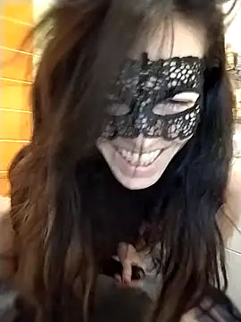 Snapshot of EmySkinny85 chatting on 01-17-25, 06:57 EmySkinny85 online show from 01-17-25, 06:57