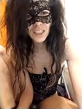 Snapshot of EmySkinny85 chatting on 02-06-25, 10:15 EmySkinny85 online show from 02-06-25, 10:15