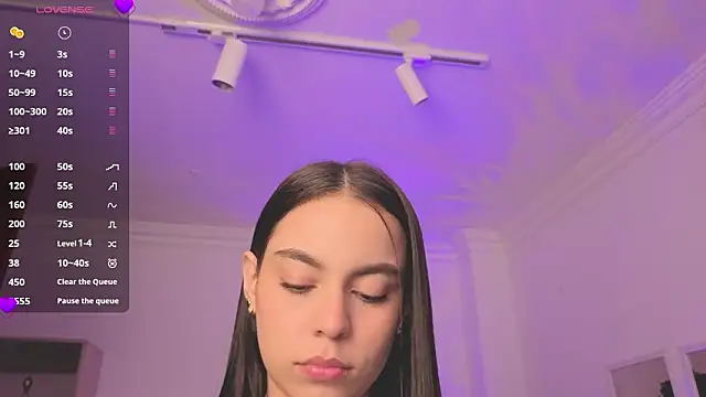 Snapshot of Aleejaa__ chatting on 03-21-26, 11:26 Aleejaa online show from 03-21-26, 11:26