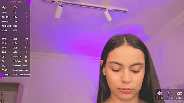 Aleejaa   online show from 05-15-26, 11:39