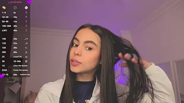 Aleejaa   online show from 06-25-26, 11:37