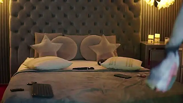 Snapshot of AmelyNoir chatting on 01-03-25, 01:38 AmelyNoir online show from 01-03-25, 01:38