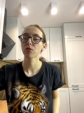 MartiniiSelenna online show from 09-14-25, 05:50