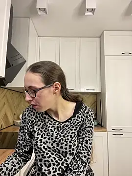 MartiniiSelenna online show from 09-29-25, 05:34