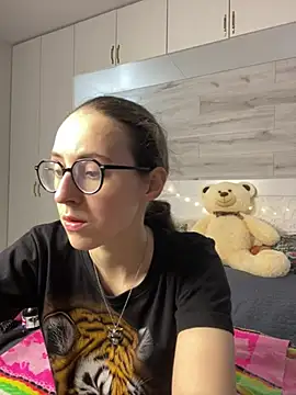 MartiniiSelenna online show from 06-15-26, 05:53