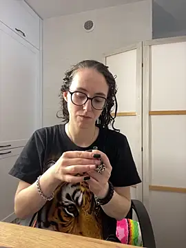 MartiniiSelenna online show from 06-18-26, 06:02