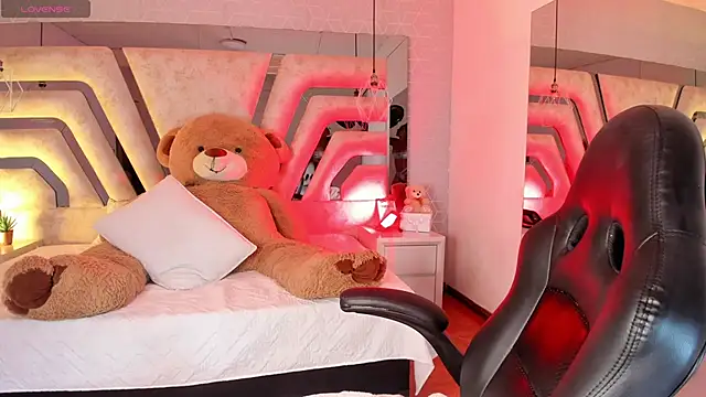 AngelineHeet online show from 03-17-26, 03:55