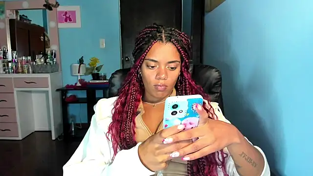 Snapshot of ladyrd1 chatting on 12-02-24, 01:47 ladyrd1 online show from 12-02-24, 01:47