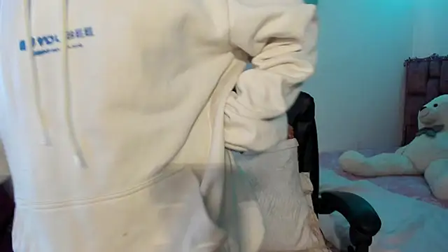 Snapshot of ladyrd1 chatting on 03-03-25, 10:49 ladyrd1 online show from 03-03-25, 10:49