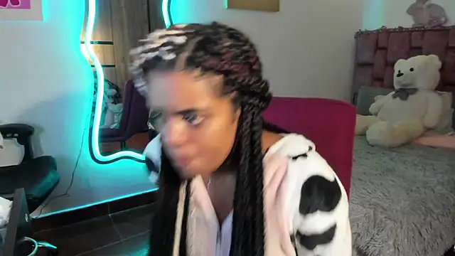 Snapshot of ladyrd1 chatting on 03-14-25, 06:32 ladyrd1 online show from 03-14-25, 06:32