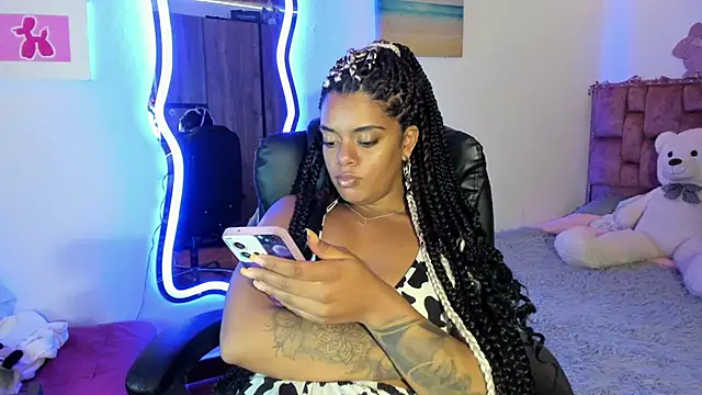 Snapshot of ladyrd1 chatting on 03-20-25, 08:20 ladyrd1 online show from 03-20-25, 08:20