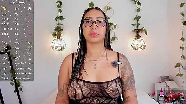 melanieecox online show from 02-10-26, 08:46