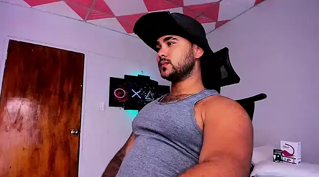 Snapshot of Sebas-hott chatting on 01-12-25, 03:49 Sebas-hott online show from 01-12-25, 03:49
