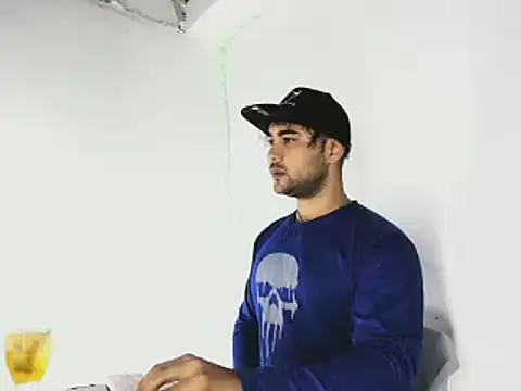 Sebas-hott online show from 09-29-25, 11:42