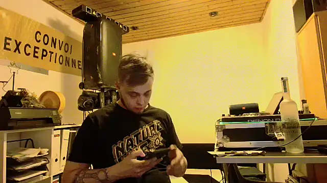 112boy online show from 02-09-25, 07:41