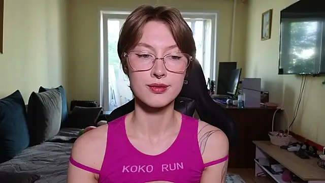 MalvinaBlum online show from 06-14-26, 04:58
