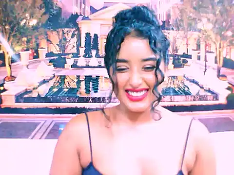 Snapshot of IndianAngel4u chatting on 02-22-25, 12:49 IndianAngel4u online show from 02-22-25, 12:49