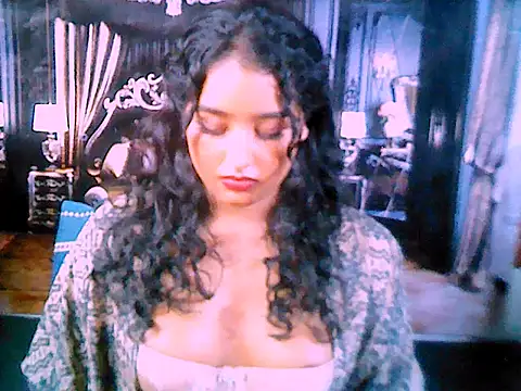 Snapshot of IndianAngel4u chatting on 03-11-25, 12:33 IndianAngel4u online show from 03-11-25, 12:33