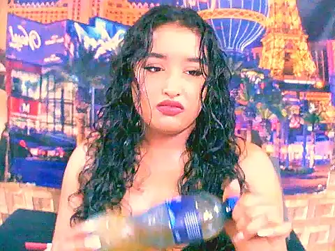 Snapshot of IndianAngel4u chatting on 09-18-25, 05:31 IndianAngel4u online show from 09-18-25, 05:31