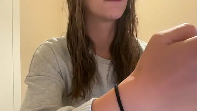 Snapshot of Kimpossible__ chatting on 10-02-25, 08:05 Kimpossible   online show from 10-02-25, 08:05