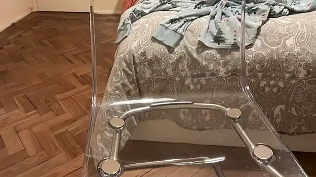 Snapshot of Kimpossible__ chatting on 10-04-25, 09:02 Kimpossible   online show from 10-04-25, 09:02