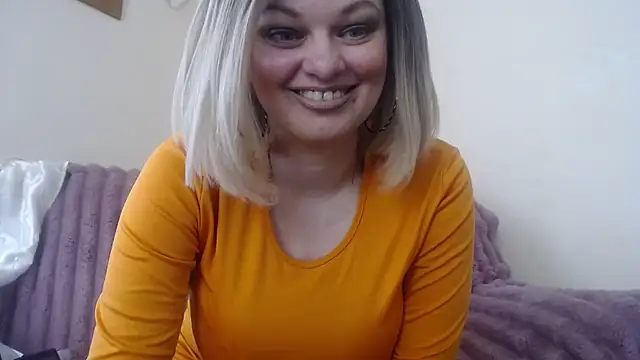 Snapshot of YourSweetJam chatting on 03-11-26, 07:25 YourSweetJam online show from 03-11-26, 07:25