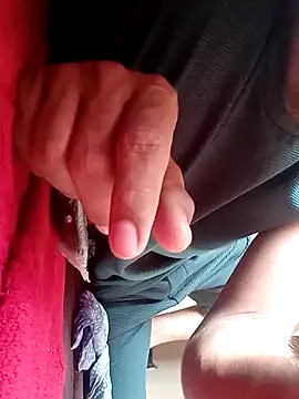 Snapshot of aditya2004_ chatting on 12-10-24, 09:23 aditya2004 online show from 12-10-24, 09:23