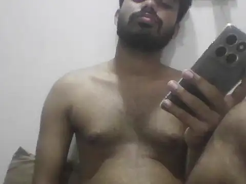aditya2004  online show from 05-18-26, 01:17