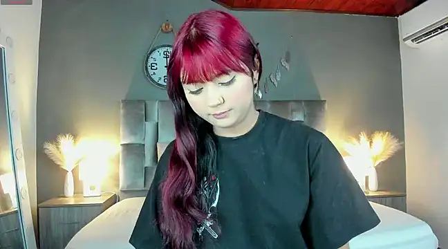 Snapshot of alaia-rogers chatting on 02-28-25, 11:36 alaia-rogers online show from 02-28-25, 11:36